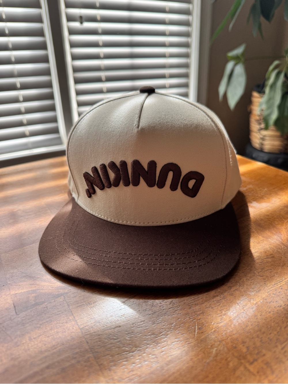 New DUNKIN Baseball Hat Cap RARE Upside Down Logo BROWN & Sunglasses